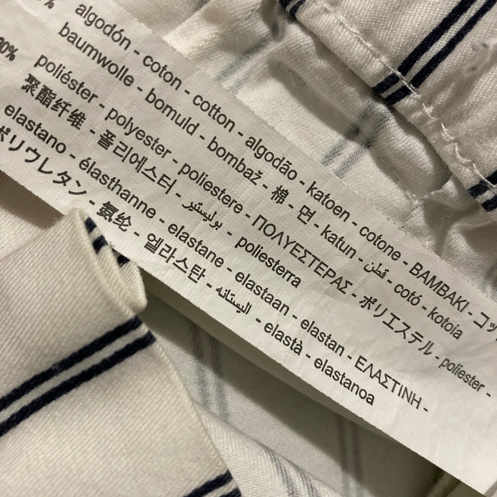 ZARA Tiefront High Waisted
Striped Shorts Size: Small - Picture 11 of 12